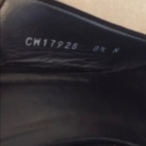 Stuart Weitzman 8.5 Narrow black Sling-backs - Picture 5 of 6